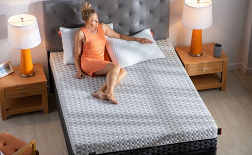 Layla Mattress - The Best Flippable Mattress For Back Pain